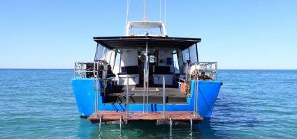 Dive Ningaloo - Ceto Dive Platform